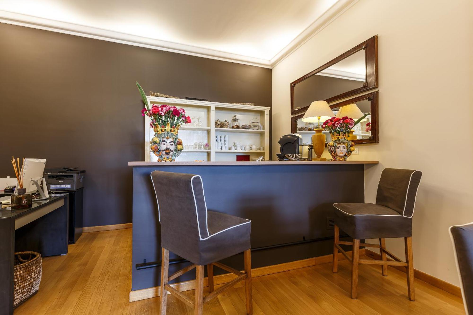 Bb 22 Charming Rooms & Apartments Palermo Exterior photo