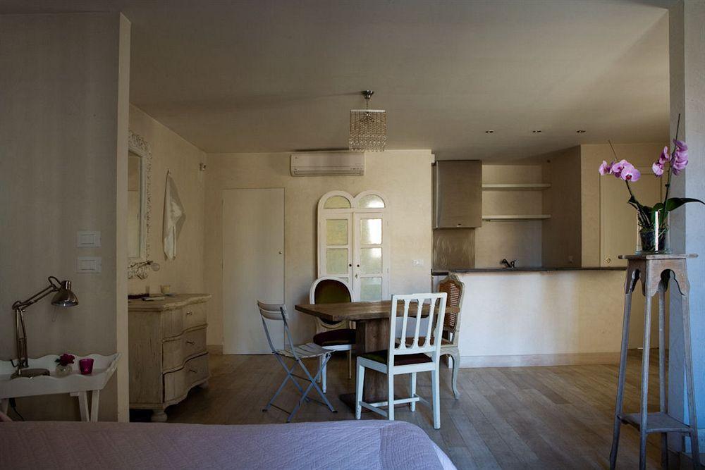 Bb 22 Charming Rooms & Apartments Palermo Exterior photo