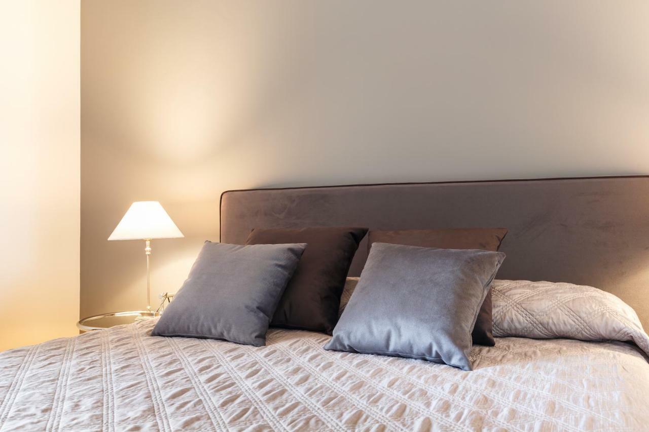 Bb 22 Charming Rooms & Apartments Palermo Exterior photo