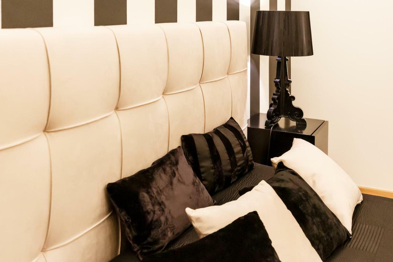 Bb 22 Charming Rooms & Apartments Palermo Exterior photo