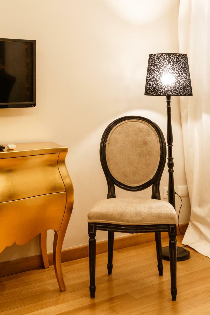 Bb 22 Charming Rooms & Apartments Palermo Exterior photo