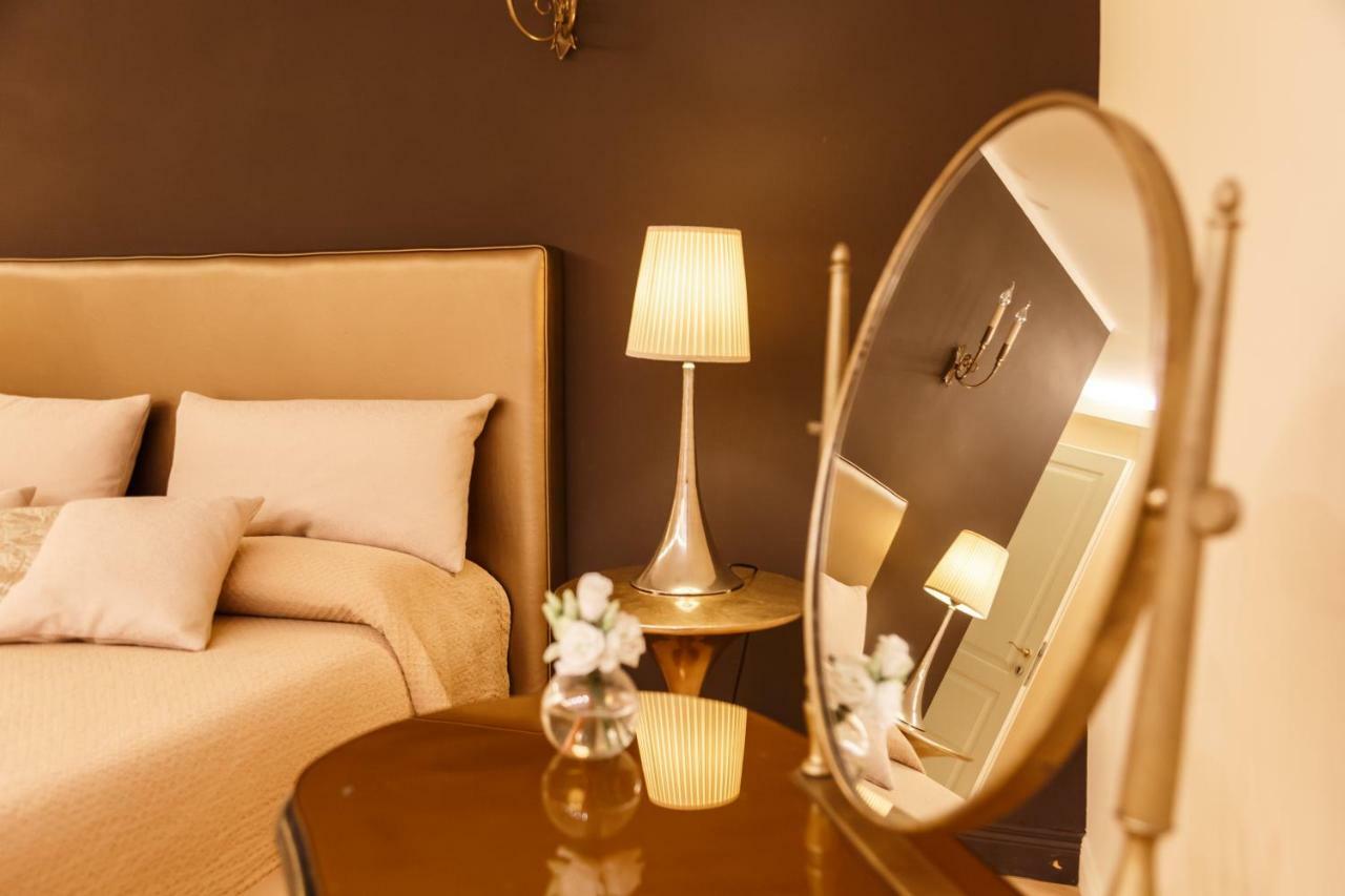 Bb 22 Charming Rooms & Apartments Palermo Exterior photo